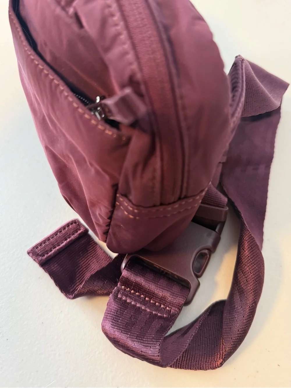 Athleta All About Large Crossbody Belt Bag Plum Purple Nylon Travel Festival